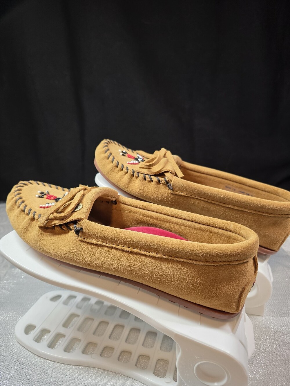 Minnetonka Thunderbird Animiki Moccassins